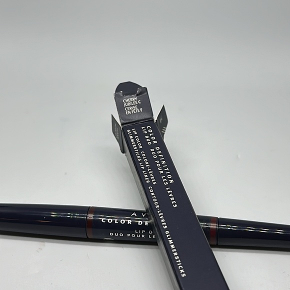 Avon Color Definition Lip Duo Cherries Jubilee - Picture 1 of 3